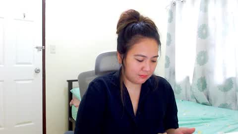 Snapshot of secretlover010101 chatting on February 2025 02:40:01 AM MILAN online show from February 2025 02:40:01 AM