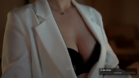 Snapshot of secrets_eli chatting on July 2026 08:35:01 PM Eliz online show from July 2026 08:35:01 PM