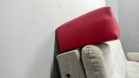 Snapshot of secrets_of_the_barber chatting on November 2025 10:48:01 PM the Barber online show from November 2025 10:48:01 PM