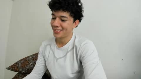 Snapshot of seder_4 chatting on June 2026 03:22:02 PM Sebas online show from June 2026 03:22:02 PM