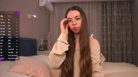 Mia online show from February 2026 03:42:01 PM