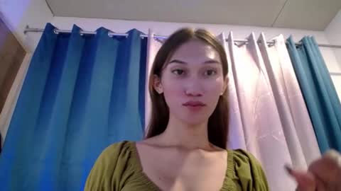 Snapshot of seductive_kimxxx chatting on May 2026 05:37:02 AM your miss universe kim online show from May 2026 05:37:02 AM