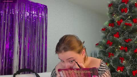 Snapshot of seductive_she_wolf chatting on December 2024 11:04:02 AM seductive_she_wolf online show from December 2024 11:04:02 AM