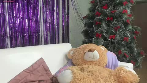 Snapshot of seductive_she_wolf chatting on January 2025 12:24:01 PM seductive_she_wolf online show from January 2025 12:24:01 PM
