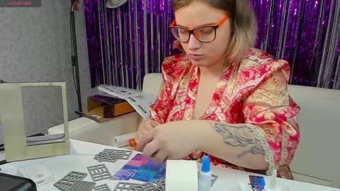 Snapshot of seductive_she_wolf chatting on January 2025 05:48:01 PM seductive_she_wolf online show from January 2025 05:48:01 PM