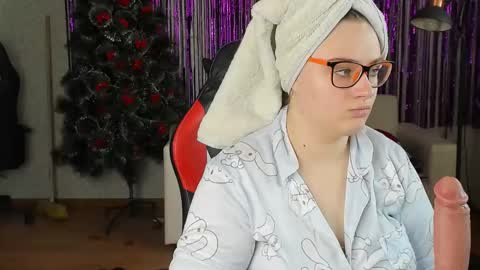 Snapshot of seductive_she_wolf chatting on February 2025 10:51:02 AM seductive_she_wolf online show from February 2025 10:51:02 AM