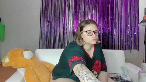 Snapshot of seductive_she_wolf chatting on February 2025 12:30:01 AM seductive_she_wolf online show from February 2025 12:30:01 AM