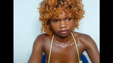 seductive_sugar247 online show from April 2026 05:38:01 AM