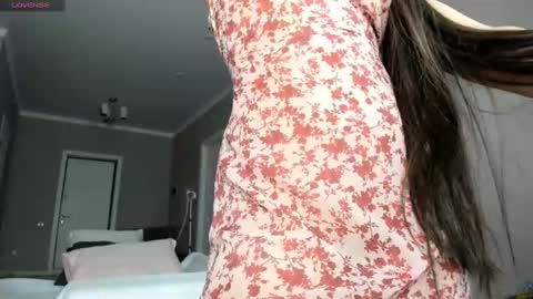 Akira Youri online show from January 2025 12:37:01 PM