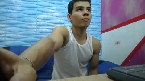 Snapshot of seigfried0 chatting on March 2025 07:28:01 PM Seigfried online show from March 2025 07:28:01 PM