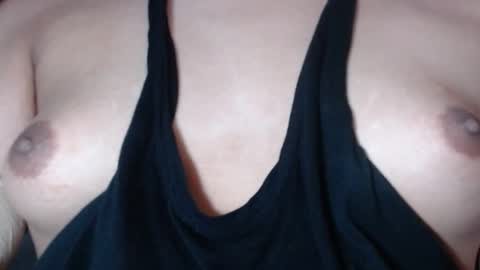 Snapshot of selda_ chatting on February 2025 09:59:01 PM Selda online show from February 2025 09:59:01 PM