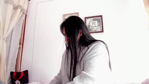 Snapshot of selena_jhonson1 chatting on October 2025 02:50:02 PM Karen online show from October 2025 02:50:02 PM