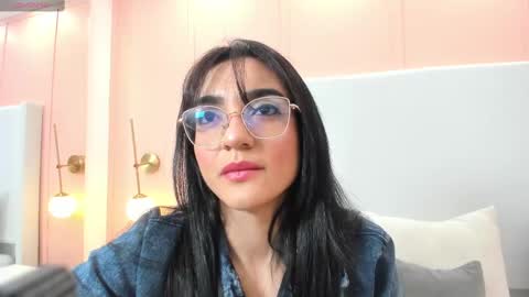 Snapshot of selena_rous chatting on September 2025 12:05:02 PM Selena Rous online show from September 2025 12:05:02 PM