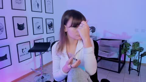 Selena ntmy online show from February 2025 01:54:02 PM