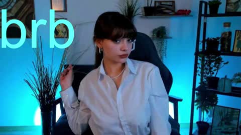 Selena ntmy online show from February 2025 05:06:01 PM