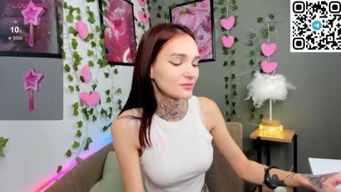 Selena online show from September 2025 01:53:02 AM