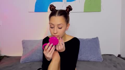 Snapshot of selenarousey chatting on January 2025 10:29:02 AM Selena online show from January 2025 10:29:02 AM