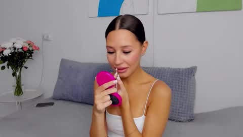 Snapshot of selenarousey chatting on October 2025 07:40:02 AM Selena online show from October 2025 07:40:02 AM