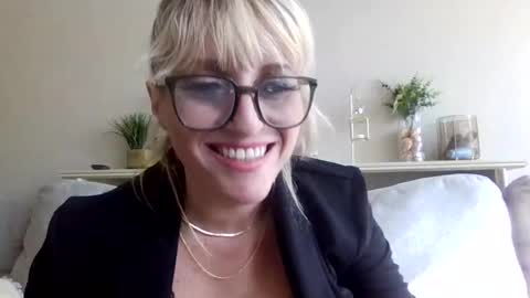 selene87502 online show from August 2026 10:01:02 PM