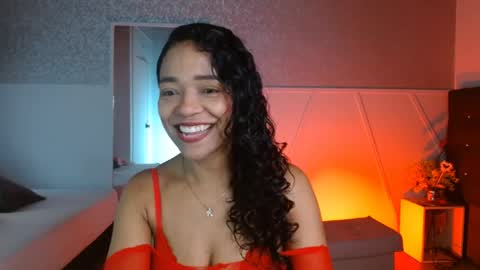 Snapshot of selene_bubble chatting on May 2026 01:51:02 PM Selene online show from May 2026 01:51:02 PM