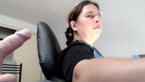 selene online show from March 2026 10:09:01 PM