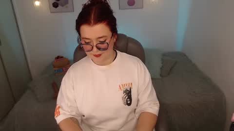 Snapshot of selene_rouse_ chatting on June 2026 10:56:02 PM selene_rouse_ online show from June 2026 10:56:02 PM