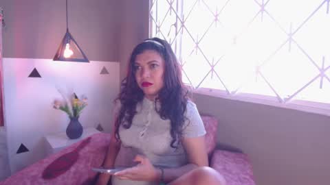 Snapshot of seleneblaze chatting on November 2025 12:07:01 PM Selene online show from November 2025 12:07:01 PM