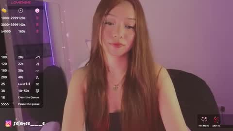 Snapshot of selenee___e chatting on February 2025 04:54:01 AM selene online show from February 2025 04:54:01 AM