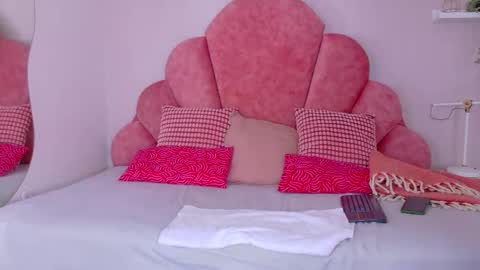 SELENE GIBSON online show from February 2026 07:33:02 PM