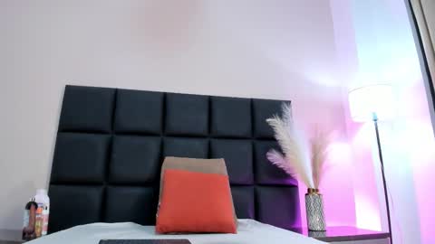 Snapshot of selenelujan chatting on December 2025 11:48:01 AM Selene Lujan online show from December 2025 11:48:01 AM