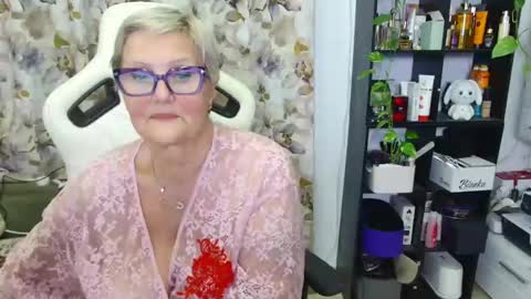 Selenna online show from February 2025 08:55:02 PM