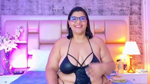 Selenna Cooper online show from June 2026 11:56:02 AM