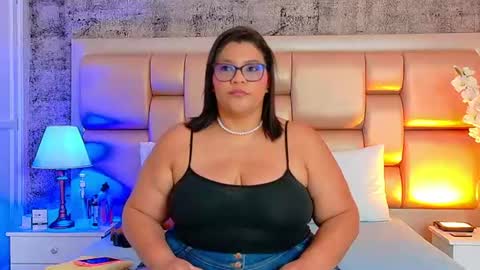 Selenna Cooper online show from July 2026 12:09:02 PM