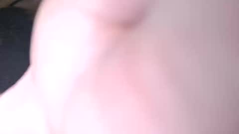 Snapshot of selfiepicdump chatting on January 2026 05:39:01 PM Julian Kinky Bi-guy online show from January 2026 05:39:01 PM