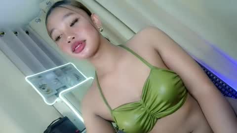 Snapshot of selfsuckercum69 chatting on June 2026 03:22:01 PM Jessy online show from June 2026 03:22:01 PM