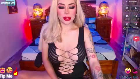 Snapshot of selina_diorxxx chatting on December 2025 03:25:01 AM Will You Be My CumDumpster in Real Drink My Milk online show from December 2025 03:25:01 AM