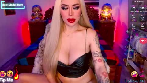 Snapshot of selina_diorxxx chatting on January 2026 06:39:01 AM Will You Be My CumDumpster in Real Drink My Milk online show from January 2026 06:39:01 AM