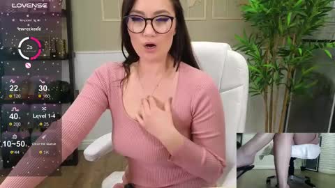 Seline online show from February 2025 08:30:02 PM