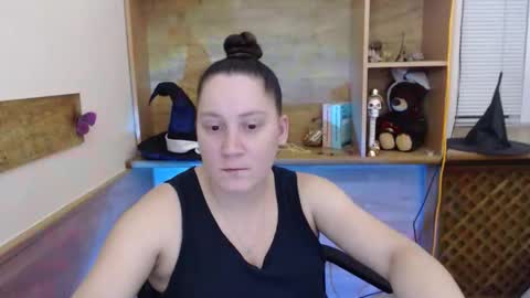 Sellavix online show from October 2025 06:59:01 PM