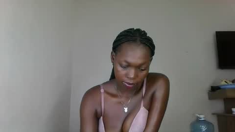 Snapshot of sellinprinces chatting on October 2025 05:15:01 AM sellinprinces online show from October 2025 05:15:01 AM