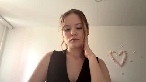 Lily online show from June 2026 12:22:01 PM