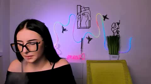 Sendi online show from December 2025 07:21:01 PM