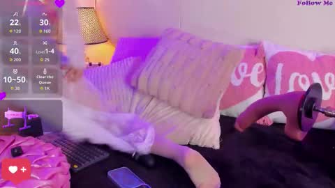 Snapshot of senniabella chatting on October 2025 02:16:01 PM Sennia online show from October 2025 02:16:01 PM