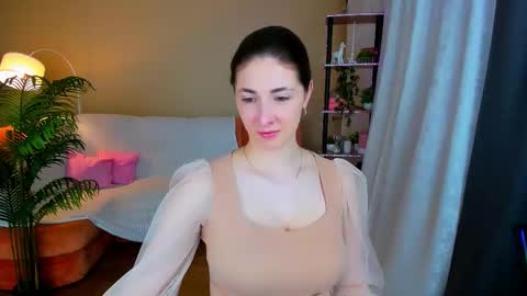 Snapshot of sensitiveheartt chatting on October 2025 07:48:02 PM sensitiveheartt online show from October 2025 07:48:02 PM