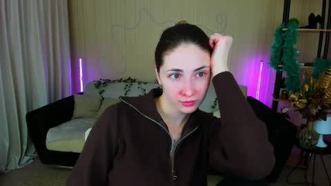 sensitiveheartt online show from November 2025 11:43:02 AM