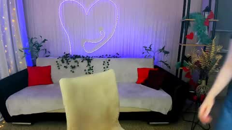 Snapshot of sensitiveheartt chatting on June 2026 07:15:02 PM sensitiveheartt online show from June 2026 07:15:02 PM