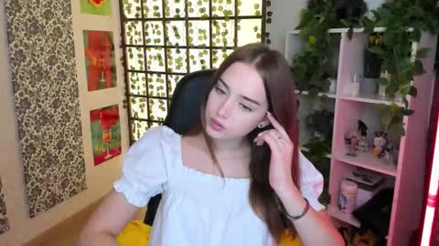 Emily  online show from October 2025 08:46:01 AM