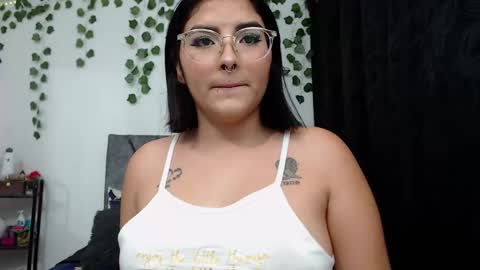 Snapshot of sensual_flame chatting on January 2025 01:10:02 AM Camille and sophie online show from January 2025 01:10:02 AM