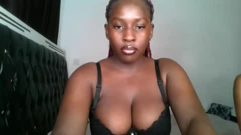 Snapshot of sensual_ria chatting on May 2026 06:21:01 AM sensual_ria online show from May 2026 06:21:01 AM