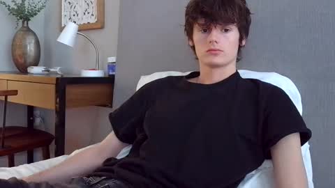 Cam online show from March 2025 11:03:02 PM